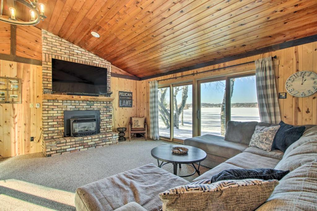 Pelican Lake Getaway on Stunning Peninsula! photo 1