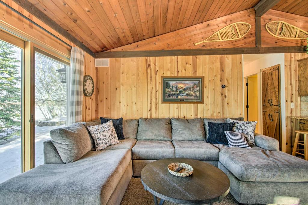 Pelican Lake Getaway on Stunning Peninsula! photo 3