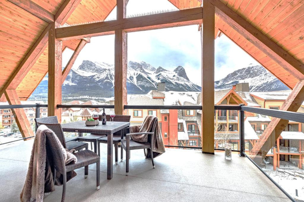LUXE Penthouse with Mountain Views Solar A Resort & Spa photo 3