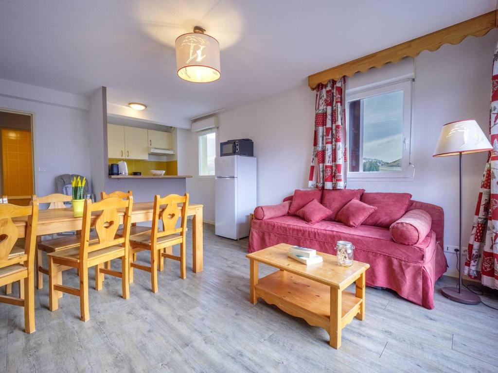 Appartement Germ, 4 pièces, 12 personnes - FR-1-695-8 photo 1