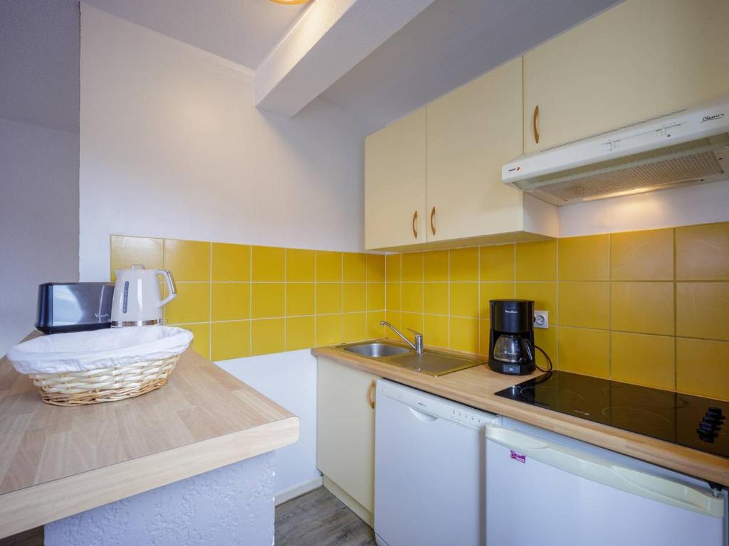 Appartement Germ, 4 pièces, 12 personnes - FR-1-695-8 photo 3