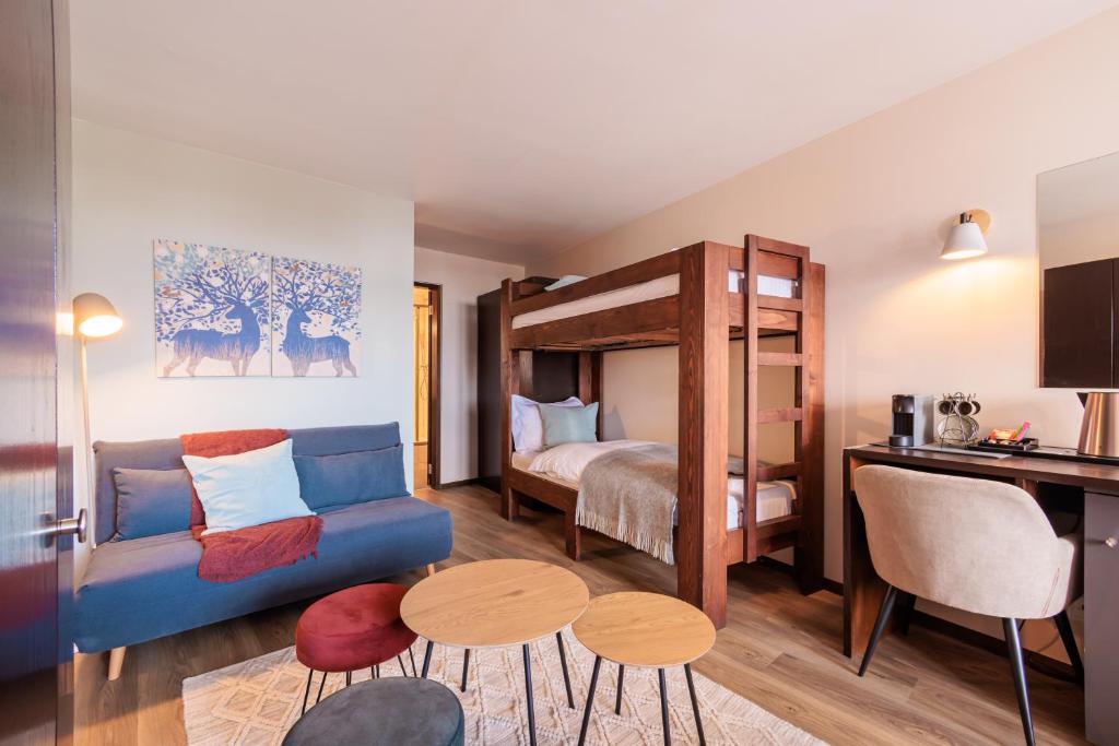 No 8 Bed & Bar photo 4