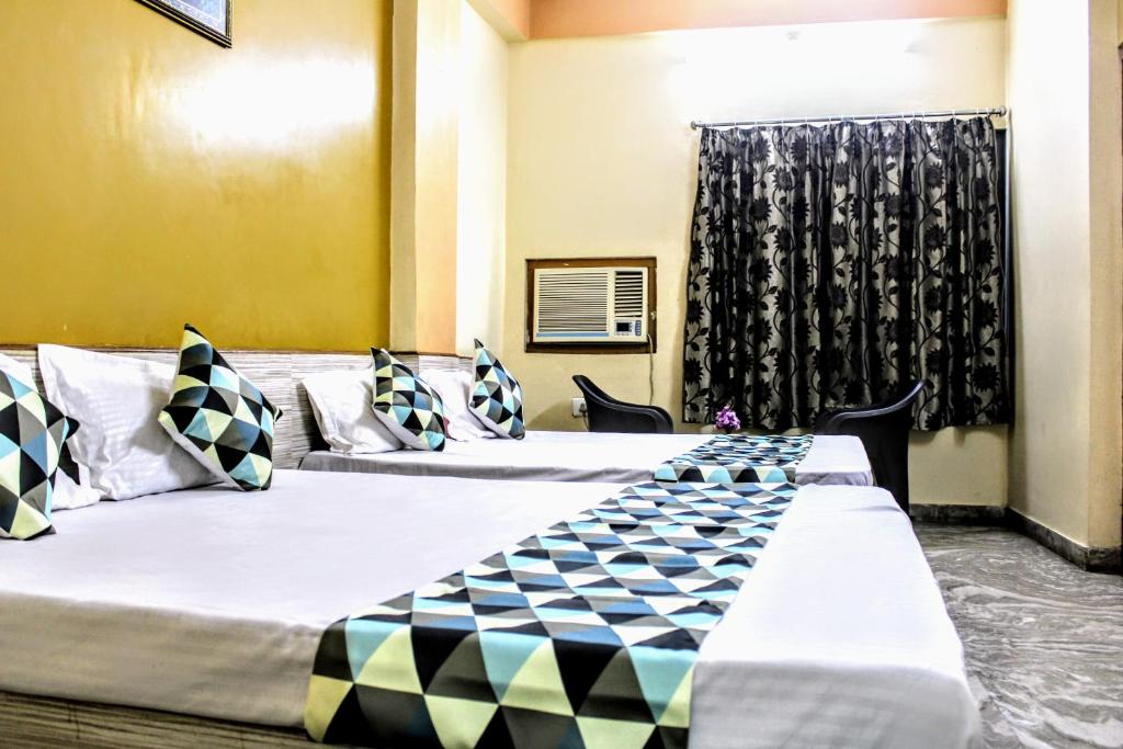 Maruti Group of Hotels - Shree Ram Darshan photo 1