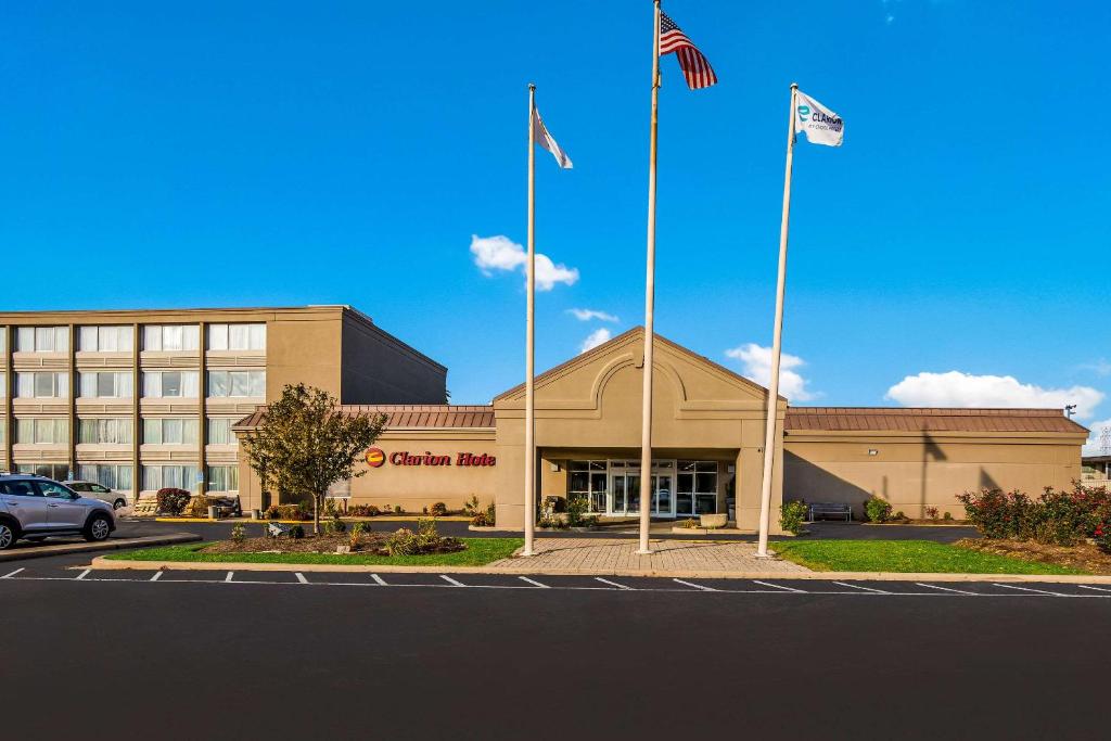 Quality Inn Joliet image