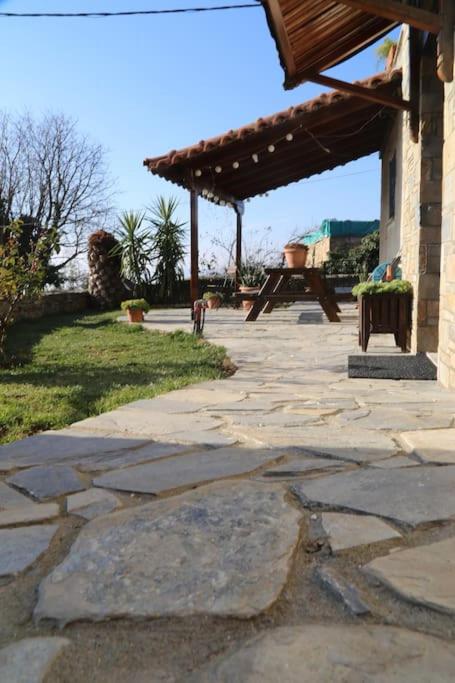 Pelion Getaway-garden -parking-Pet friendly 100m2