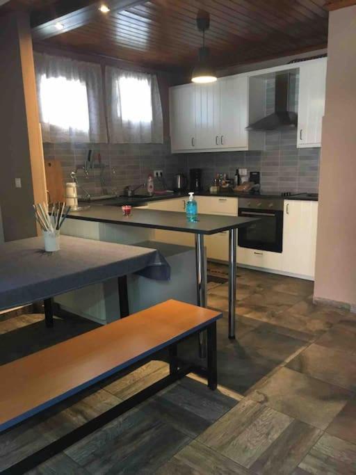 Pelion Getaway-garden -parking-Pet friendly 100m2 photo 2