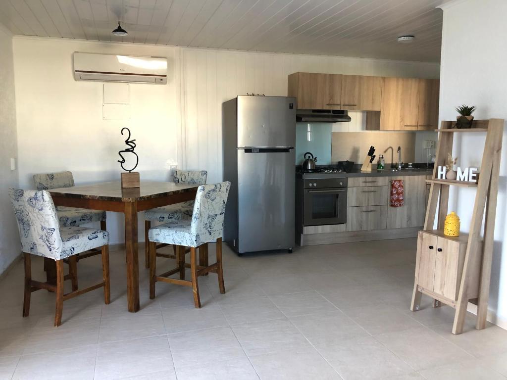 Local Home Aruba photo 4