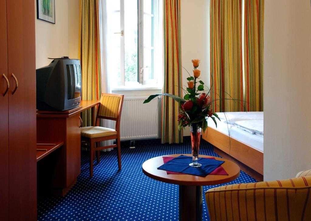 Двухместный (Двухместный номер с 1 кроватью), Suite Hotel 900 m zur Oper