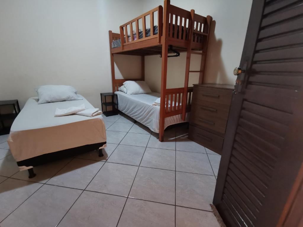 Sos Hostel photo 4