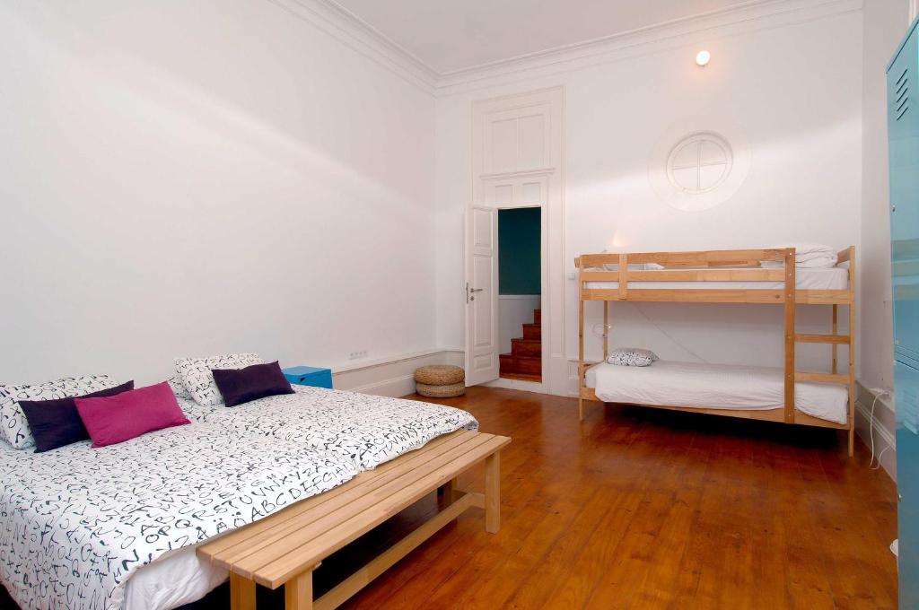 Семейный (Семейный номер с видом на сад), So Cool Hostel Porto