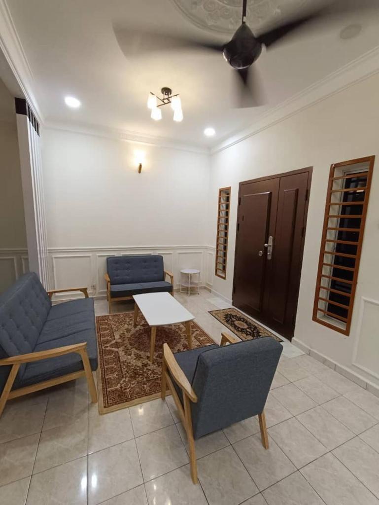 NuReezal Homestay Seremban photo 4