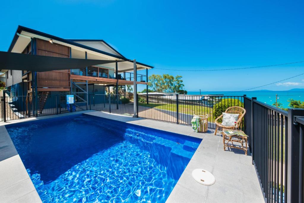 Airlie Oasis photo 2