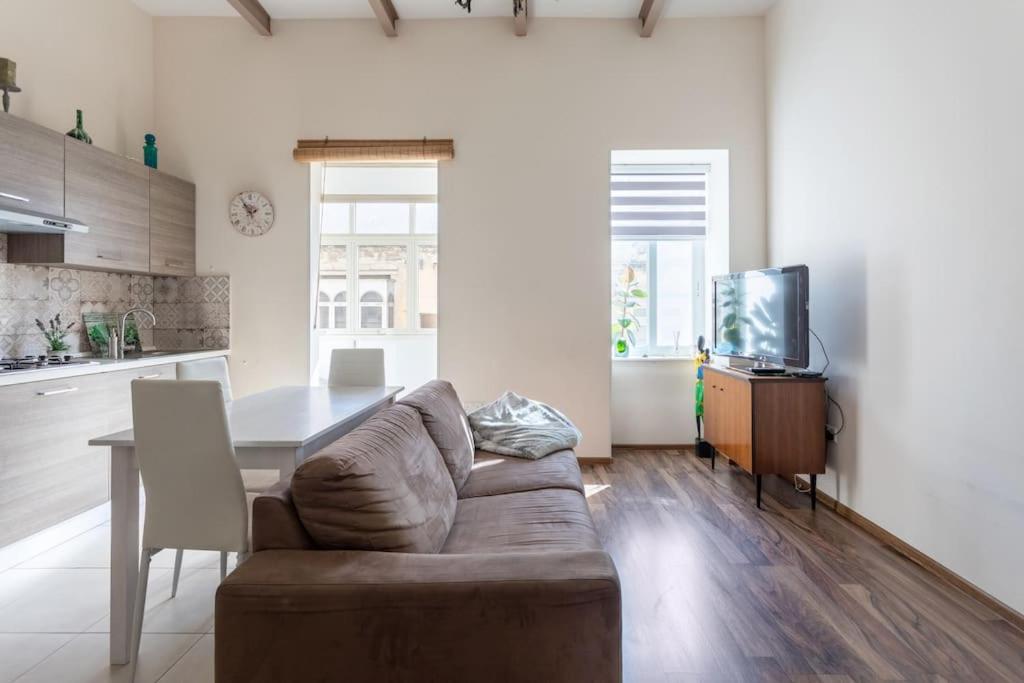 Modern stylish flat near Valletta and Sliema! photo 4