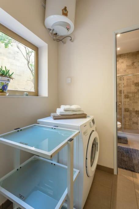 Modern stylish flat near Valletta and Sliema! photo 3