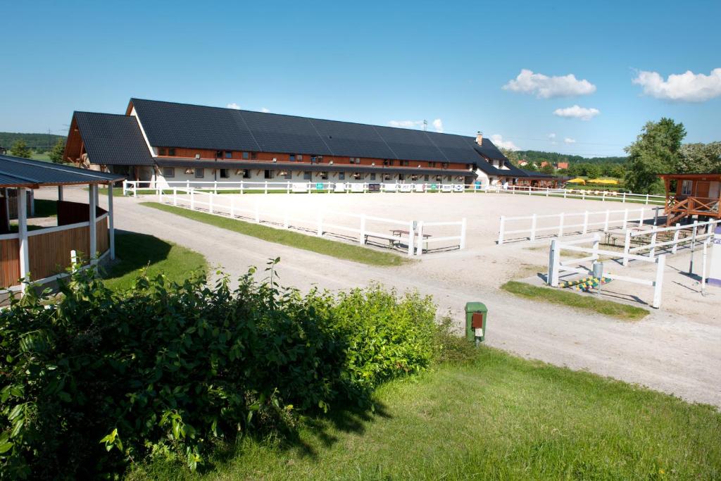 Farma Ptýrov photo 4