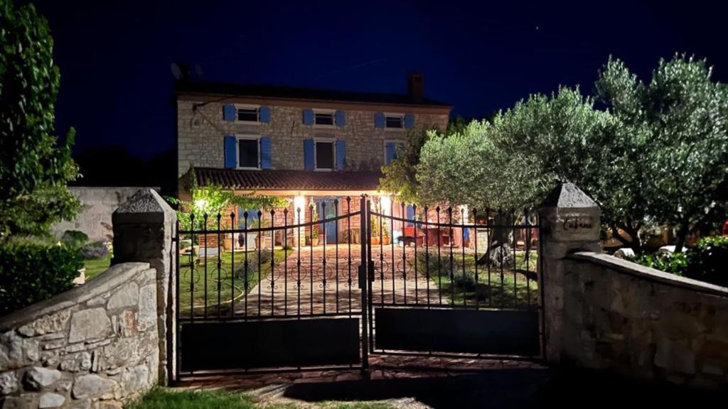 Farmhouse Cubani photo 4