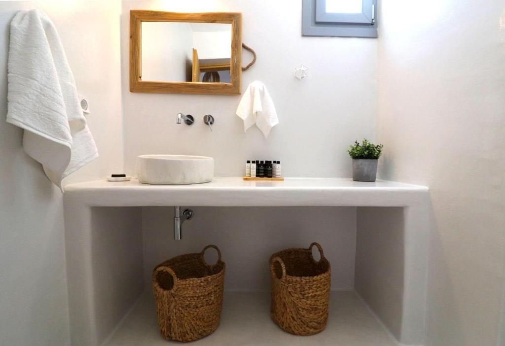 The Nine Graces - Agia Anna Beach Apartements photo 4