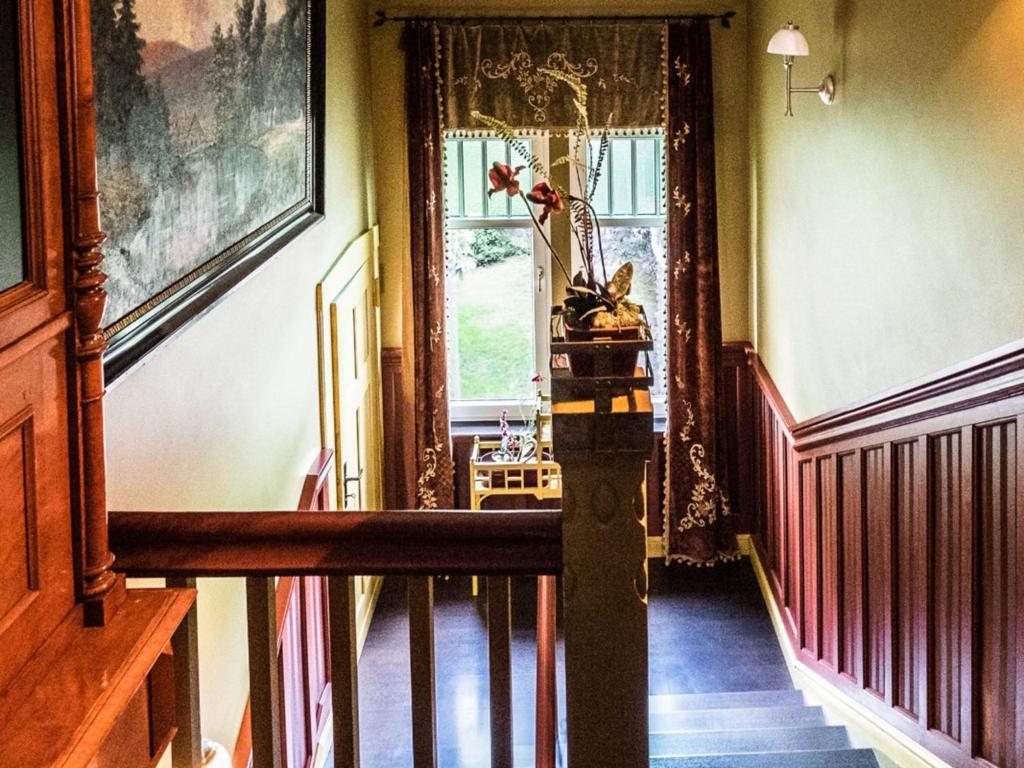 Former Mayor's Villa in Gernrode with Own Cafe and Balcony photo 3