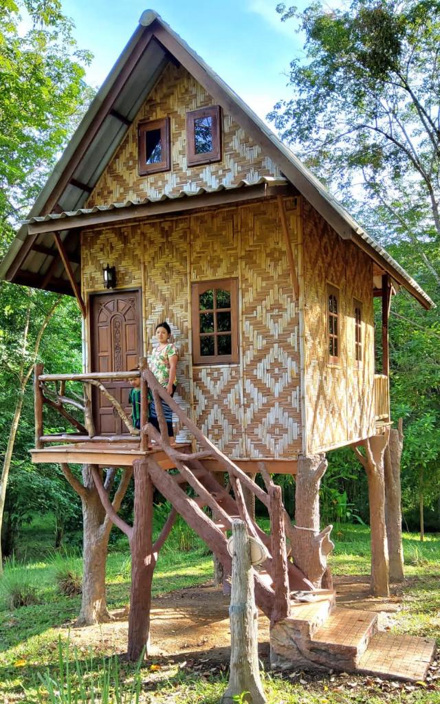 Treehouse Holidays-Family house photo 1