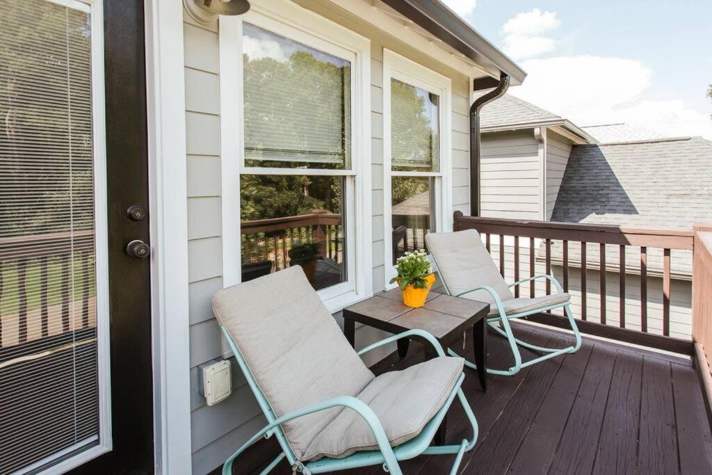 Meet Me in Athens I Beautiful 4-Bdrm House I 1 Mile to DT and Mins to UGA photo 3