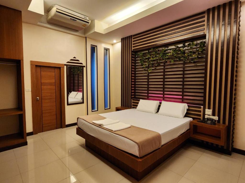 Hi-End Sriracha Resort & Hotel photo 3