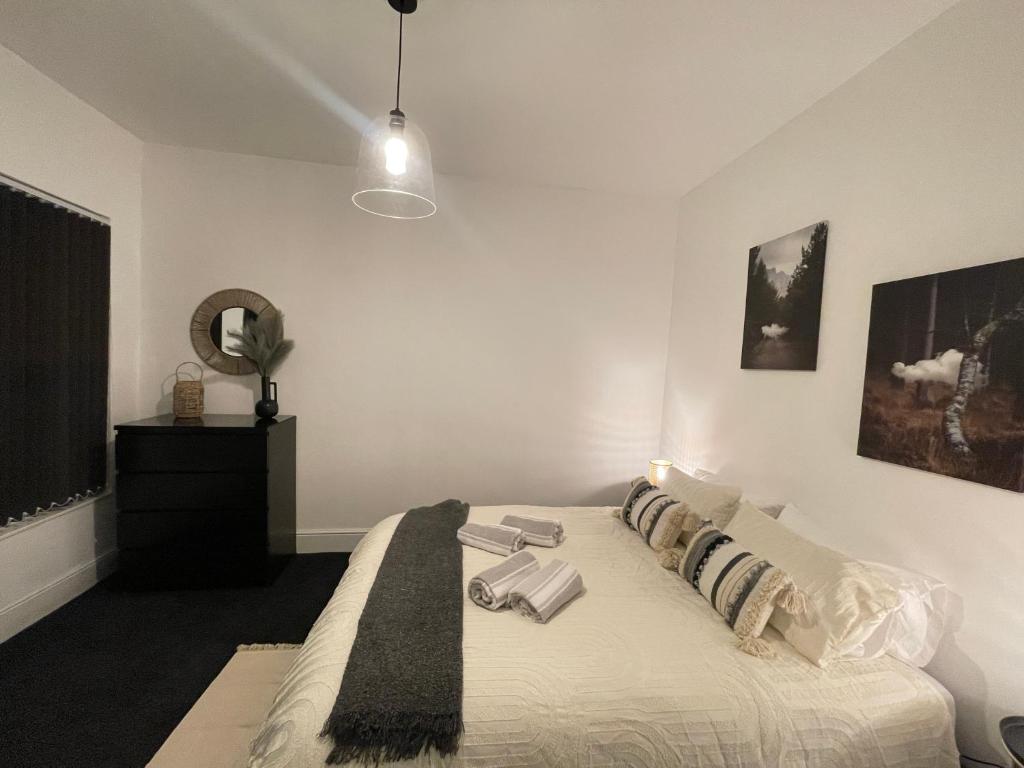Urban 3 Bedroom Home in Kings Heath-Great Location