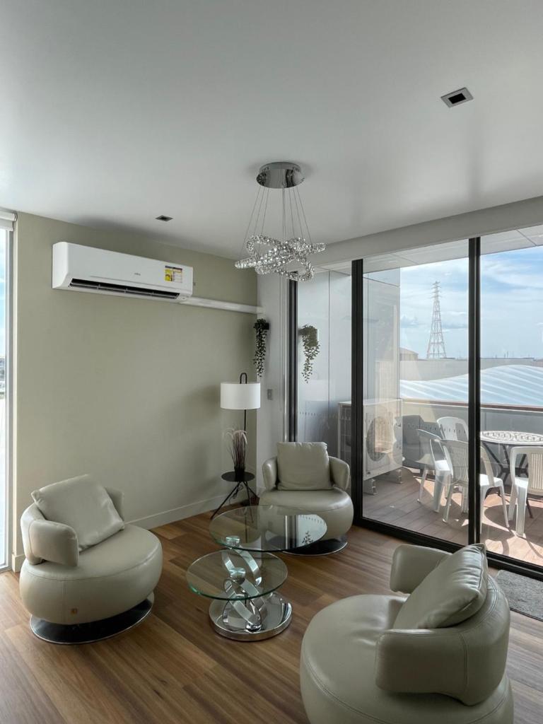 Docklands Luxury Penthouse Right Above The District Docklands photo 4