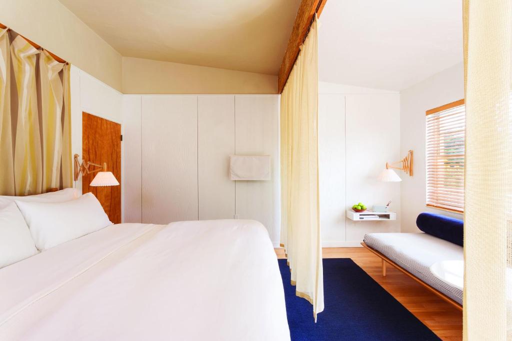 Двухместный (Стандартный номер средних размеров), The Standard Miami