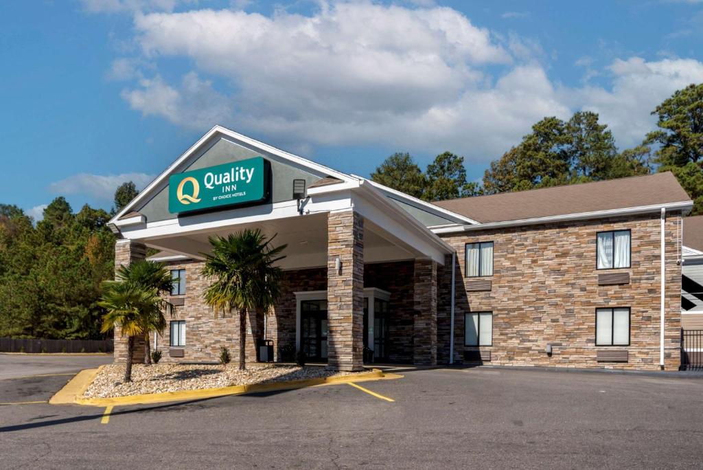 Quality Inn Phenix City Columbus image