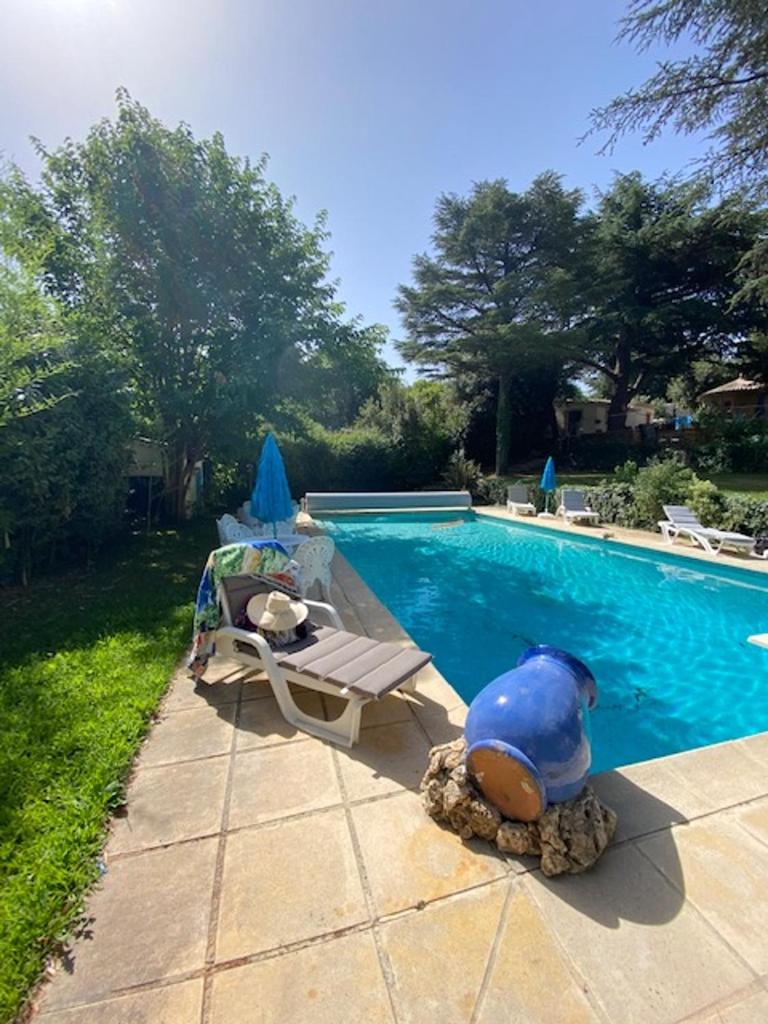 Villa de 4 chambres avec vue sur la ville piscine privee et jardin clos a Saint Maximin la Sainte Baume photo 4