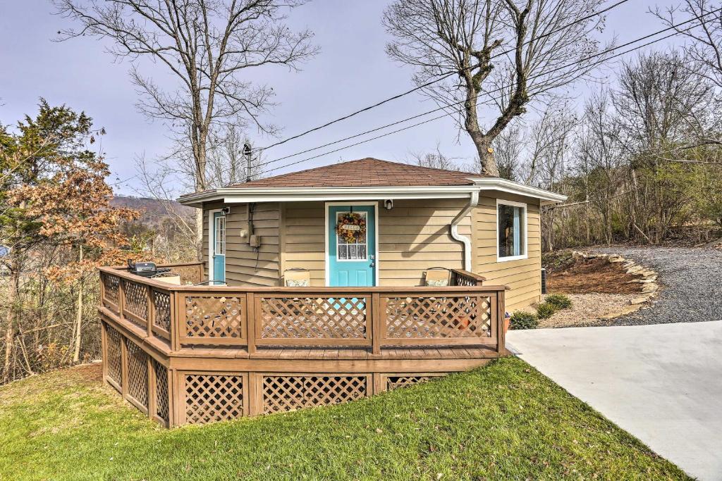 Picturesque Cottage in the Heart of Trenton! photo 1