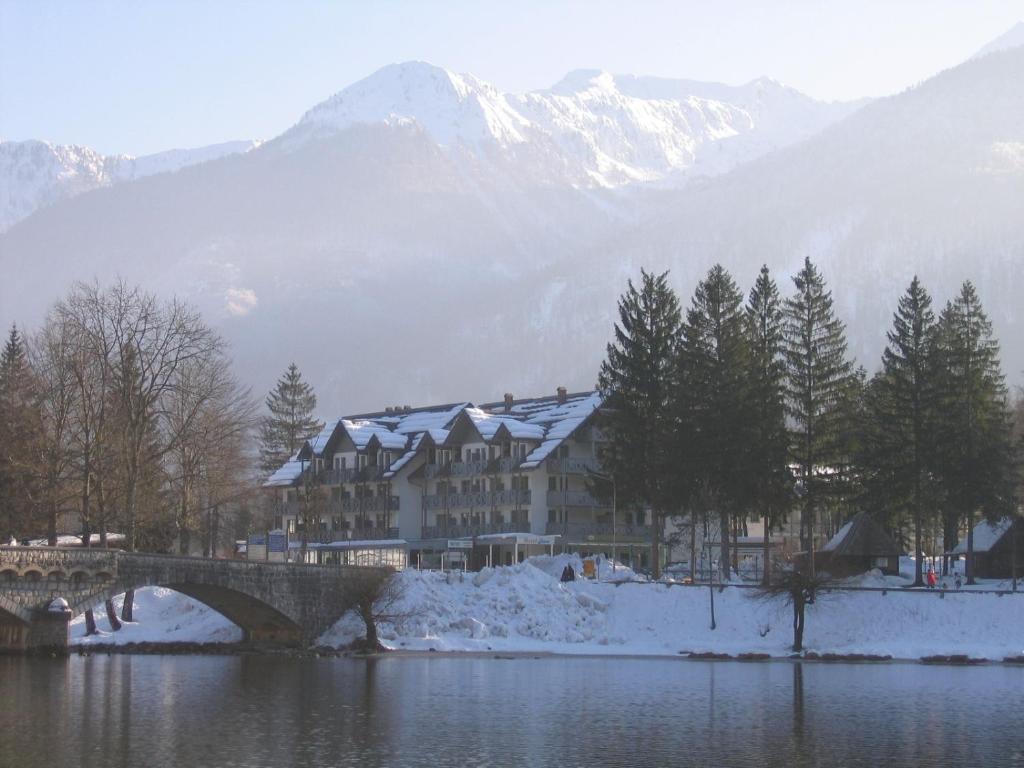 Hotel Jezero photo 1