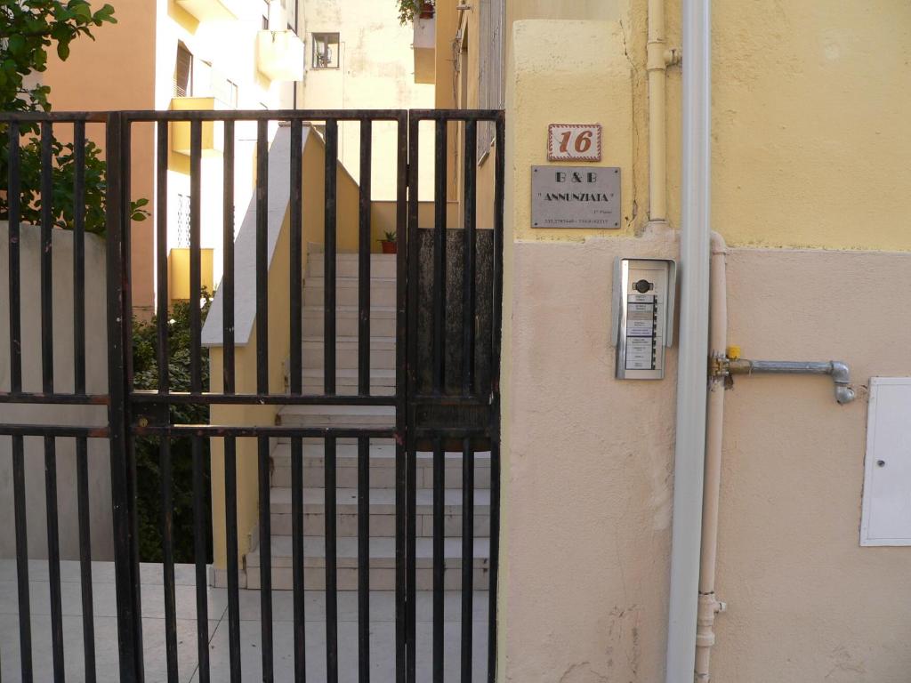 B&B ANNUNZIATA , nel centro della citta',vicino all' Ospedale Civile di Cosenza ,con facilita' di parcheggio e servizi photo 3