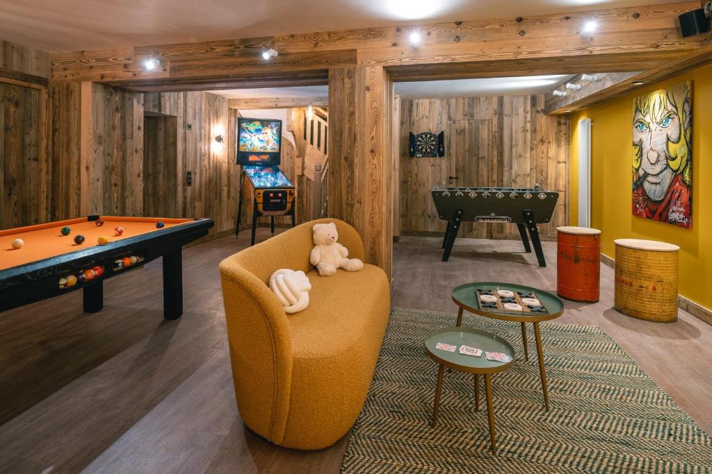 Chalet Amis - Meribel - Pool moovie and play room photo 3
