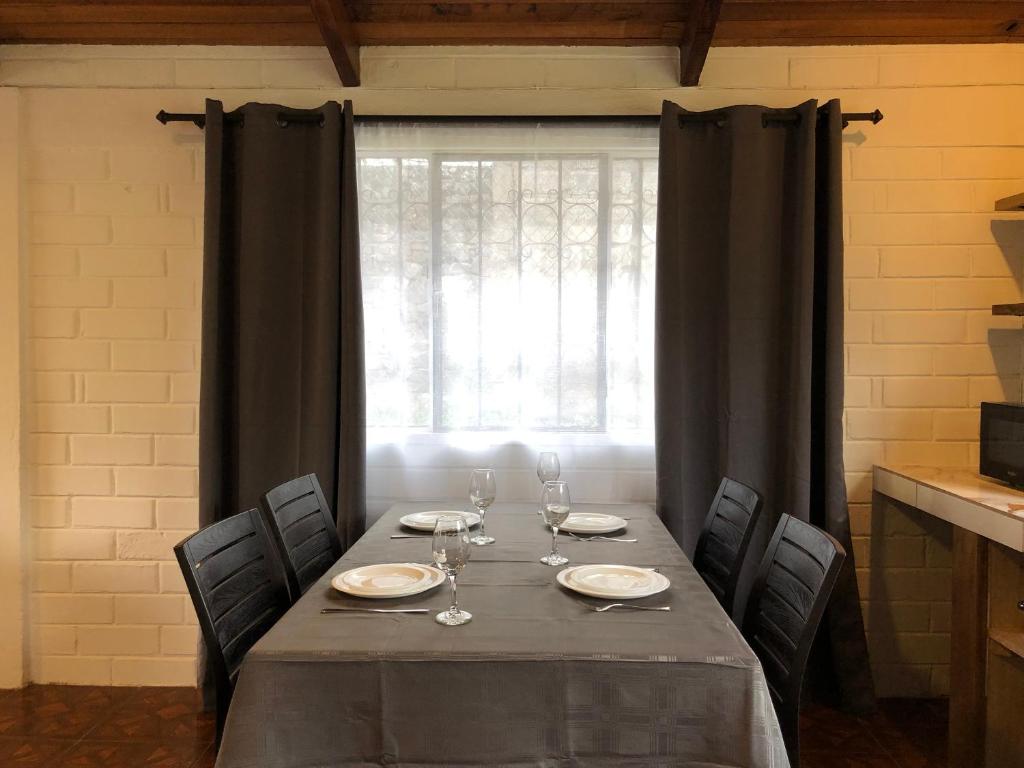 High-end Holiday Cabin - Tungurahua Hot Springs photo 4