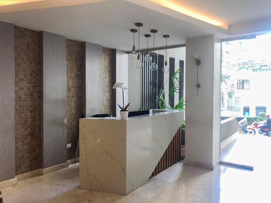 Dom. Rep. Exclusive 2 bed Apt. Evaristo Morales photo 4