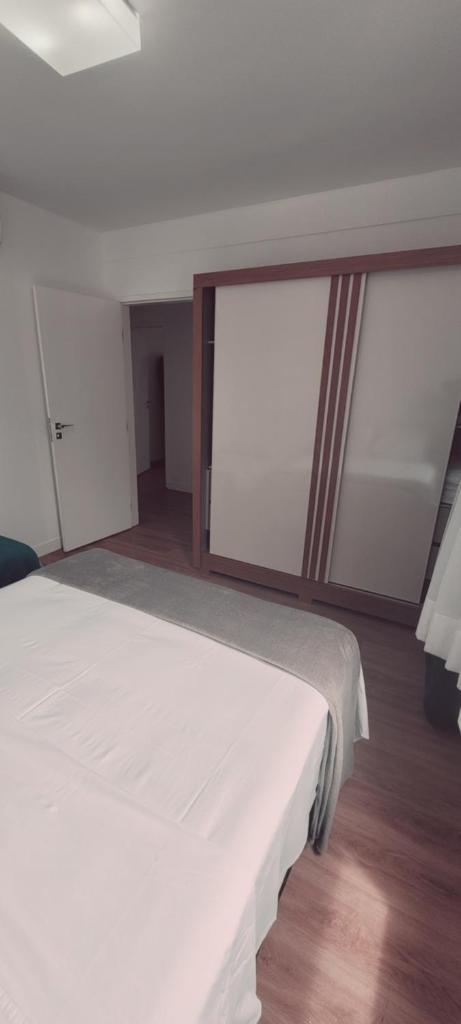 Fantástica casa 4 quartos próxima a praia em condomínio fechado ! photo 1