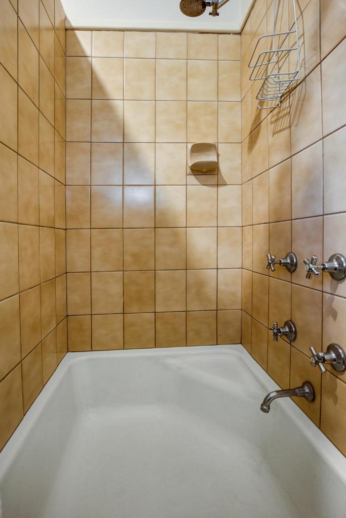 Viewhill Holiday Units - Bright photo 1