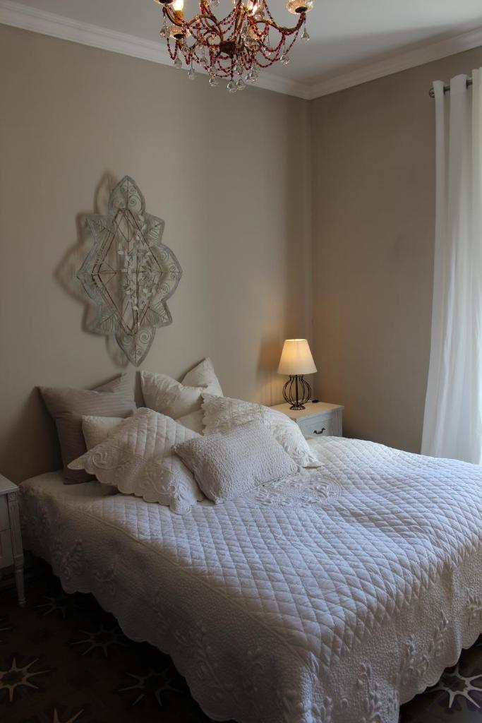 Mas Les Romarins, 10 min d'Uzès, grand jardin, nid de repos et base pour activités dans le Gard, max 8 adultes et 3 enfants photo 3