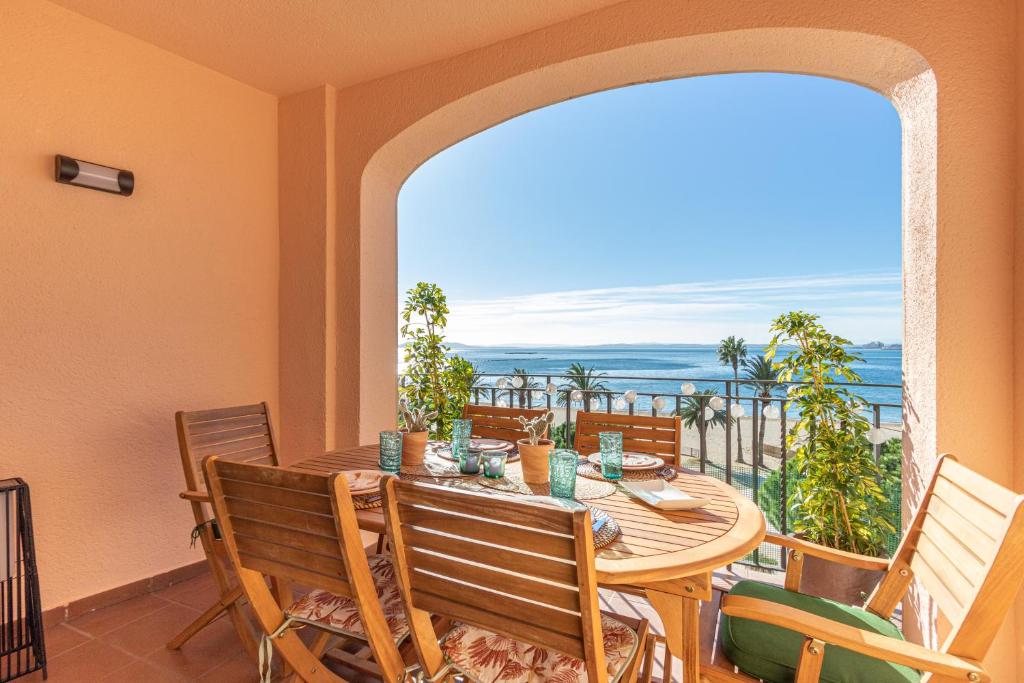 BADIA DE ROSES 1 new apartment photo 1