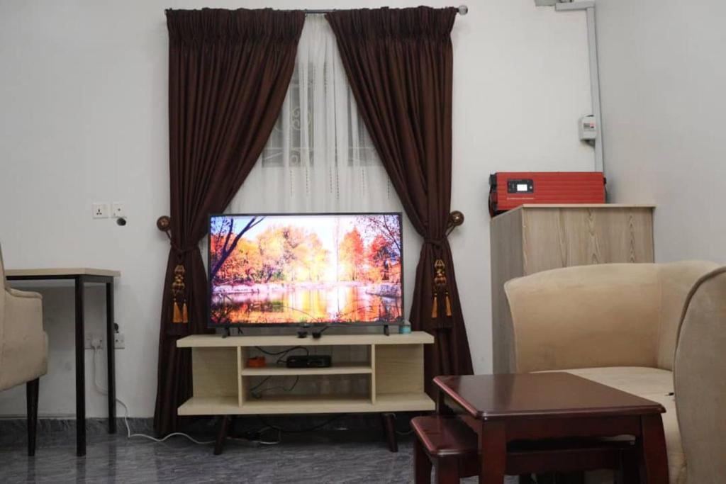 Ebrina Apartments photo 2
