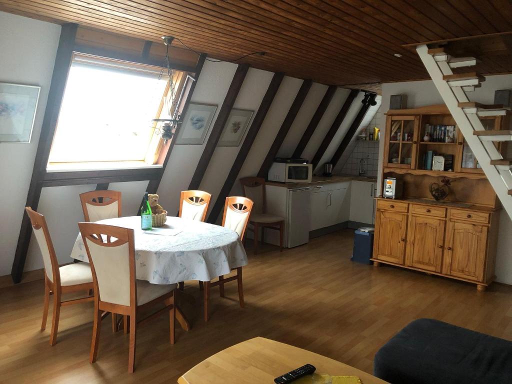 Ferienhaus-Rosensteig-128-im-Feriendorf-Eichwald photo 2