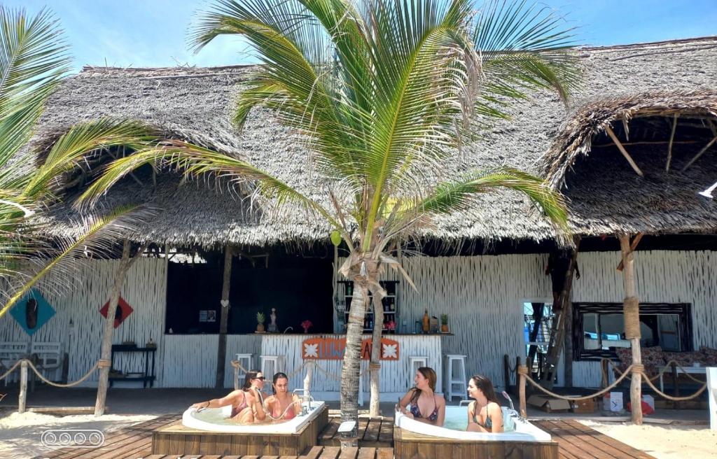 Luwa Beach&Suits photo 2