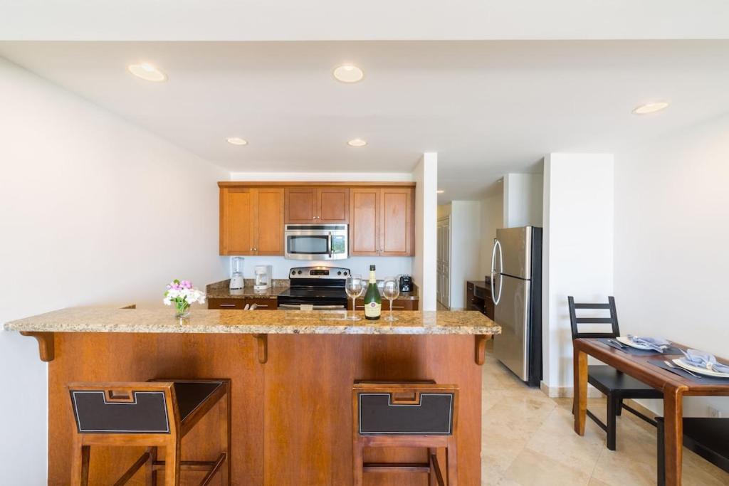 New Listing La Vista Azul Spacious 1 Bedroom Condo photo 1