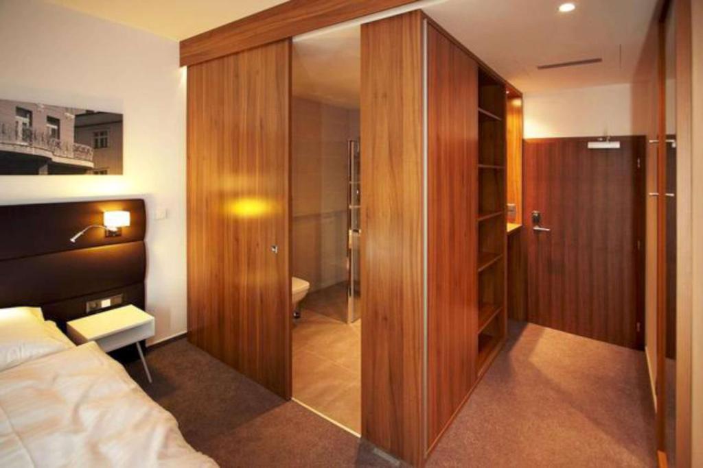 Двухместный (Двухместный номер с 2 отдельными кроватями), Konference Park Hotel