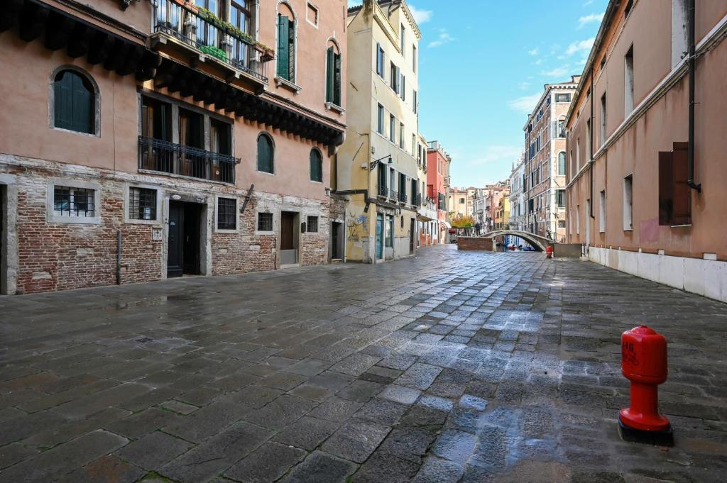 [Doge's Home] San Marco - Tap to explore photos