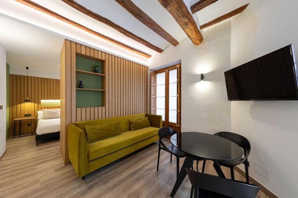 Precioso loft con bañera de isla photo 2