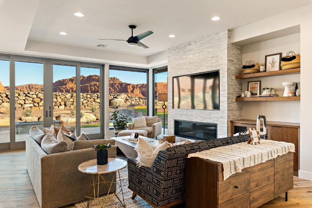 Snow Canyon Retreat #13 by RedAwning image