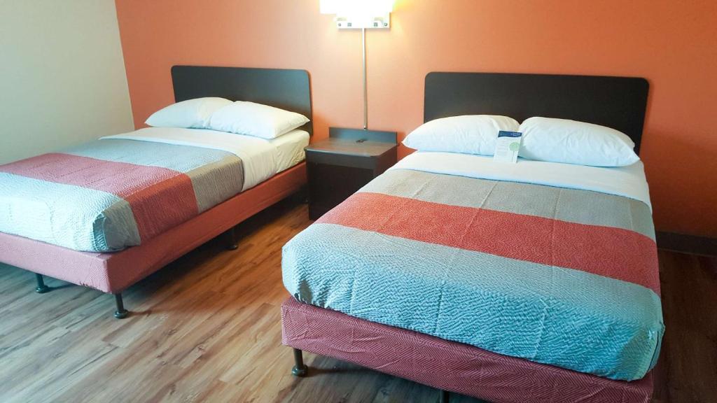 Motel 6-Maryland Heights, MO photo 4