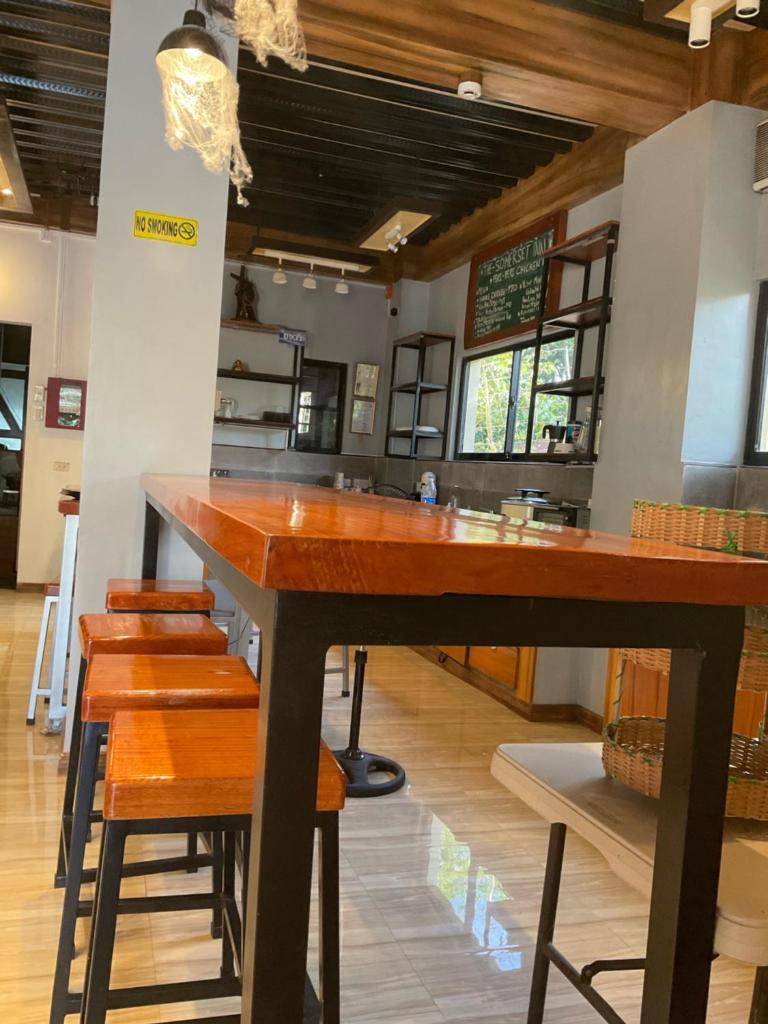 THE-SOMERSET INN & RESTAURANT photo 4
